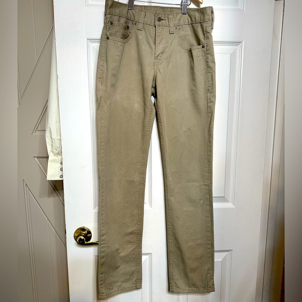 Beige 511 Levi jeans.